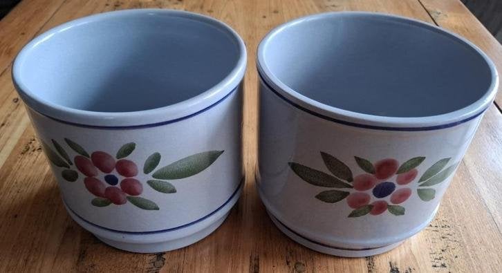 3 Vintage Duitse GDR lichtblauwe bloempotten met bloemen, Tuin en Terras, Gebruikt, -, -, Rond