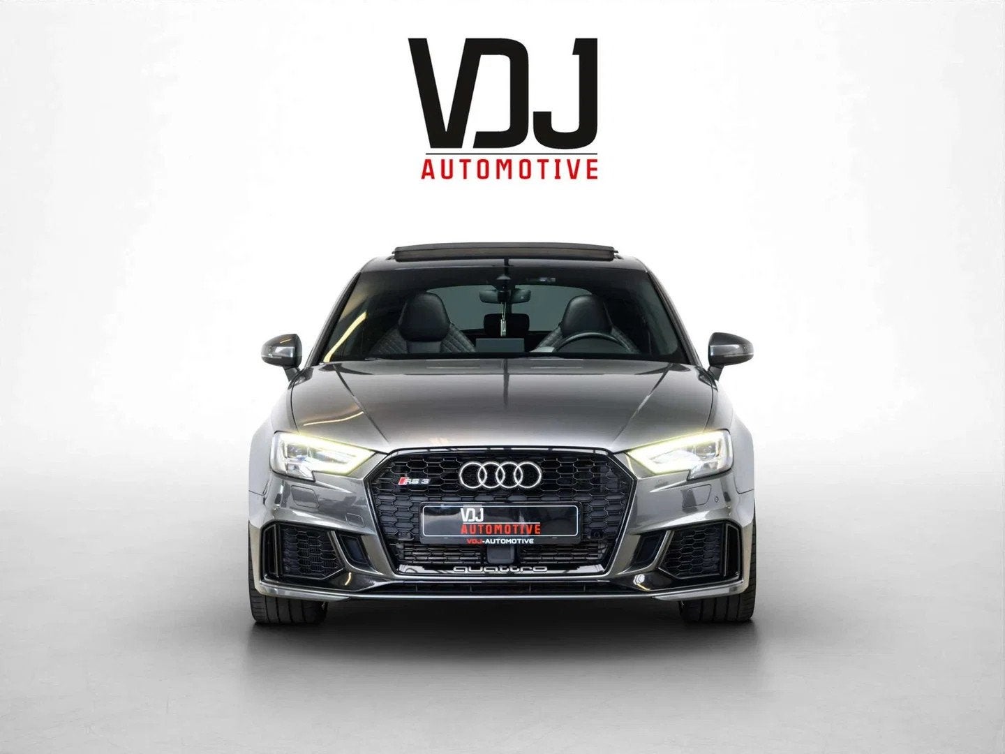Audi RS3 Sportback 2.5 TFSI | GARANTIE | PANO | KUIPSTOELEN, Auto's, Automaat, RS3, Leder, Bedrijf