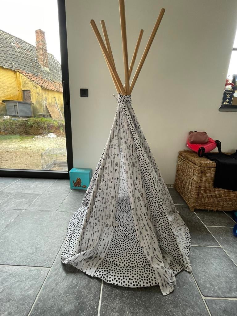 Tipi tent voor kindjes, Ophalen, Zo goed als nieuw