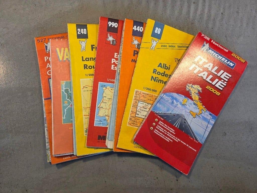 lot d'une vingtaine de cartes routières/de villes, Livres, Enlèvement ou Envoi, 2000 à nos jours, Utilisé, Carte géographique