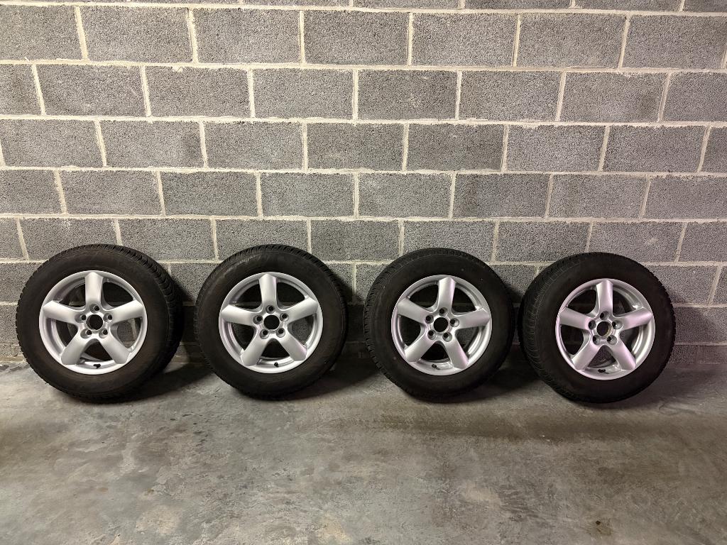 Jantes 15 pouces Rial Oslo avec pneus CEAT 4 saisons, 15 inch, Ophalen of Verzenden, All Season, Band(en)