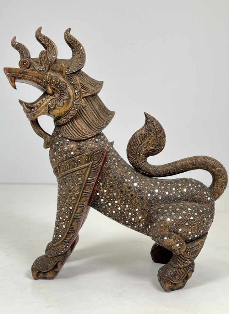 Grand lion de temple Singha sculpté à la main en bois massif, Statue, Bois, 1 mètre - 2 mètres, Asie