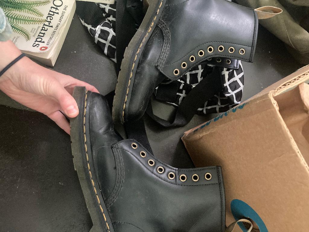 Dr martens zwart nieuw lmaat 39, Ophalen, Zo goed als nieuw, Zwart