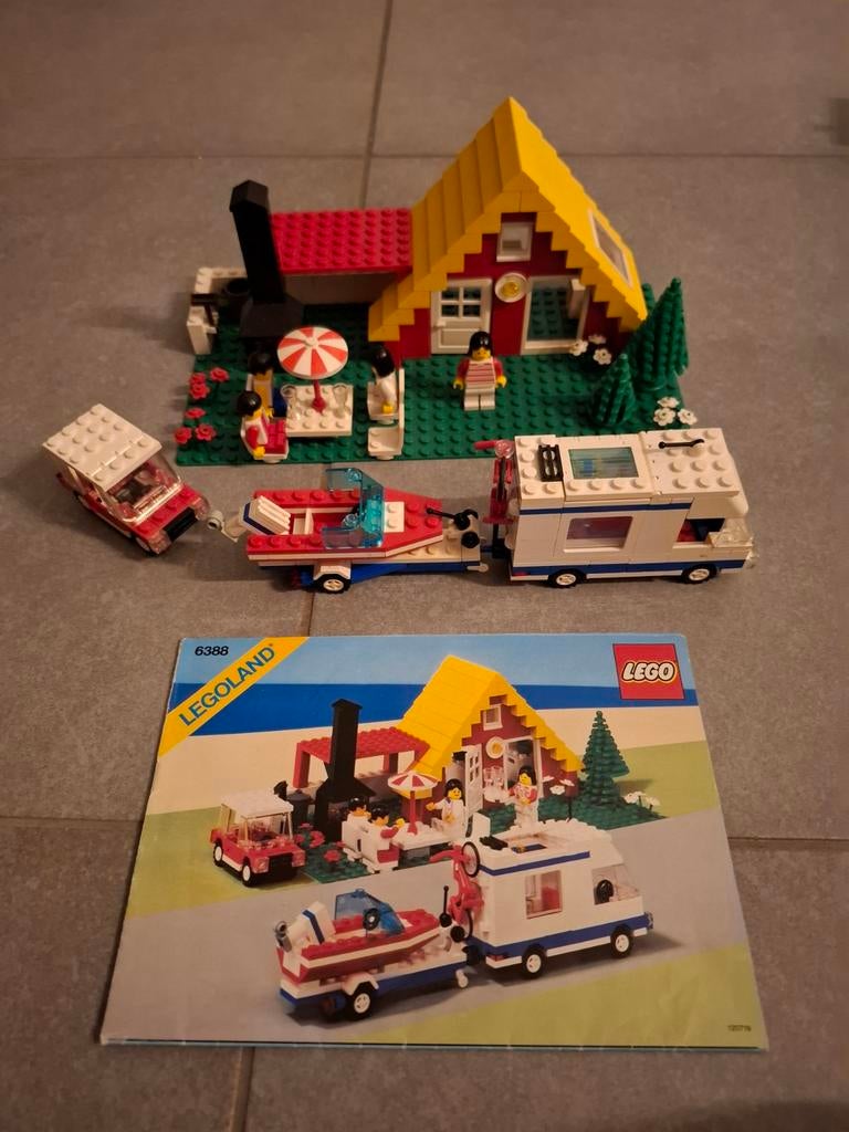 Lego set 6388: holiday home with caravan, Ophalen, Lego, Inclusief minifiguren, Zo goed als nieuw