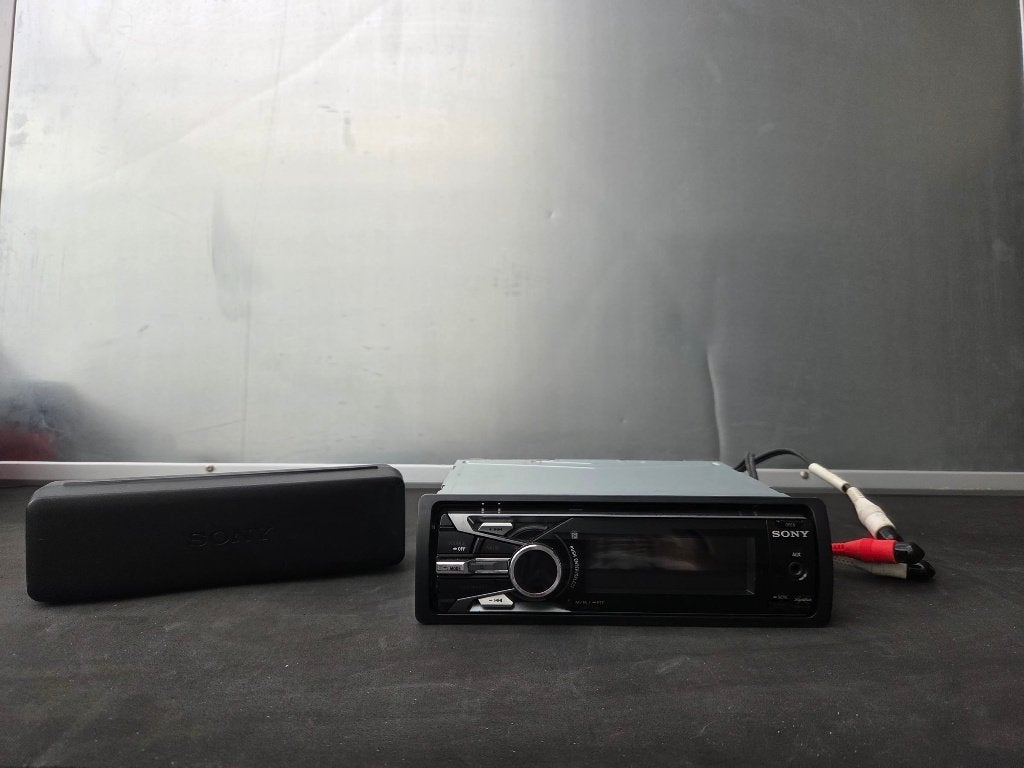 Sony DSX-S100 autoradio getest met doos, Ophalen of Verzenden, Gebruikt