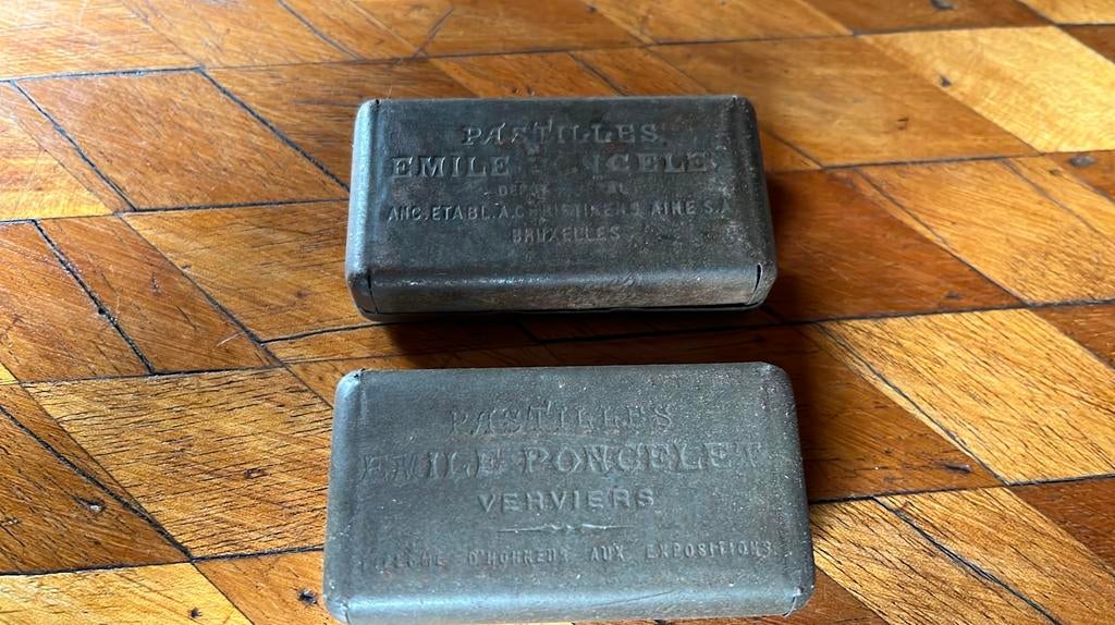 2 Anciennes boites pastilles PONCELET Verviers, Ophalen of Verzenden