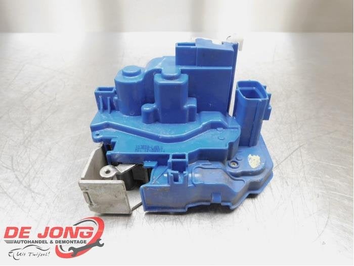 Deurslot Mechaniek 4Deurs links-voor van een Fiat 500L, Gebruikt, -, -, Ophalen of Verzenden