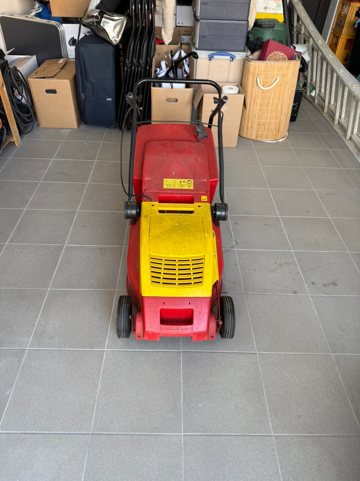 Tondeuse à gazon électrique Wolf-Garten 6.38 E (1400 W), Enlèvement, Comme neuf, Tondeuses à gazon électriques
