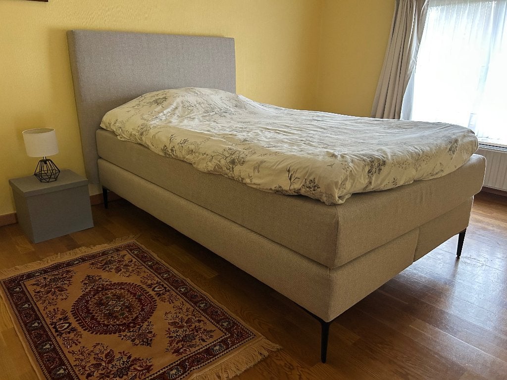 zo goed als nieuw beige boxspring l 120/200 cm, Ophalen, Eenpersoons, Beige, Zo goed als nieuw