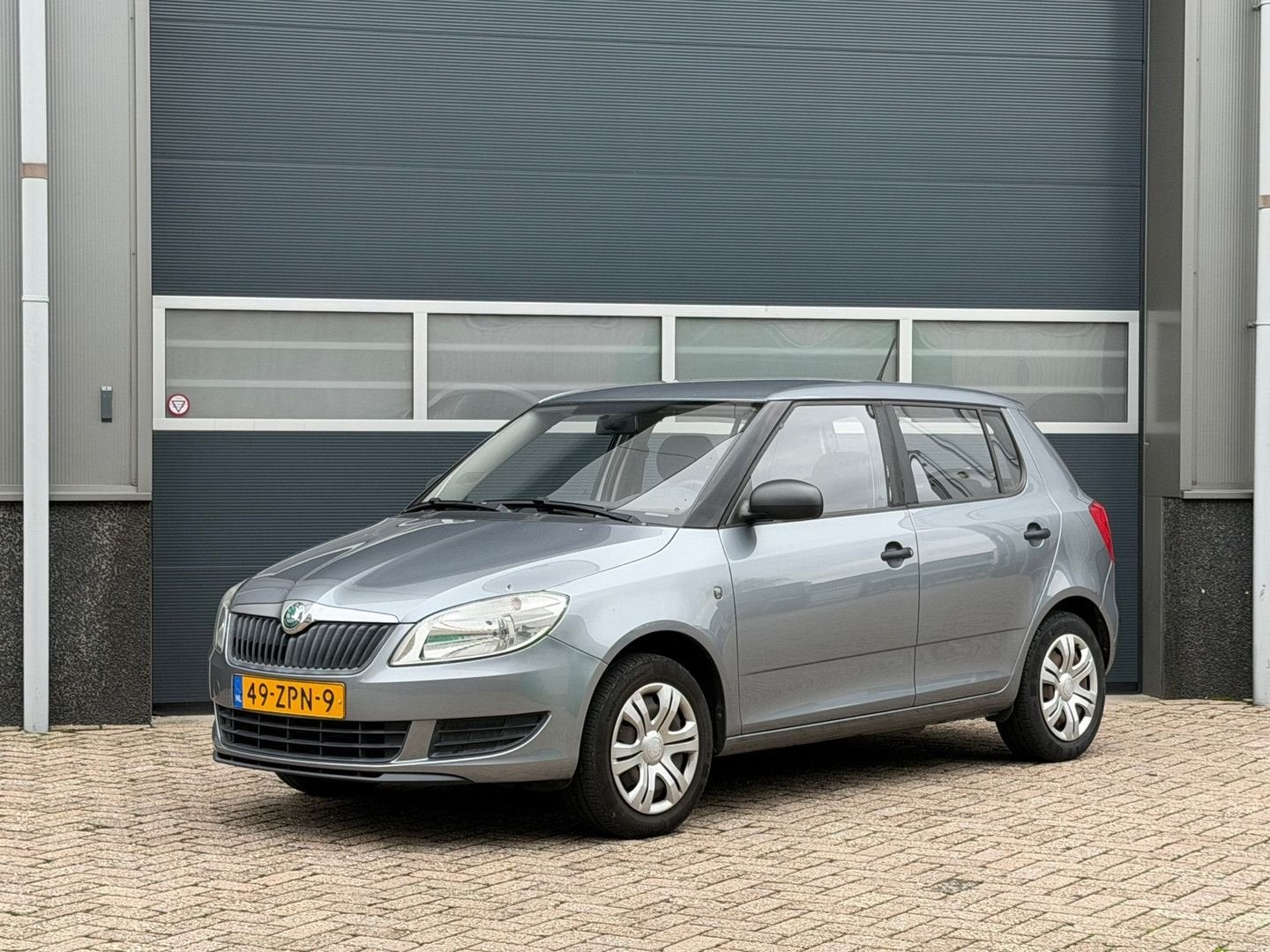 Skoda Fabia 1.2 TSI Arctic bj.2013 Airco|Trekh|Lage km|Nap., Elektrische ramen, Grijs, 119 g/km, Fabia