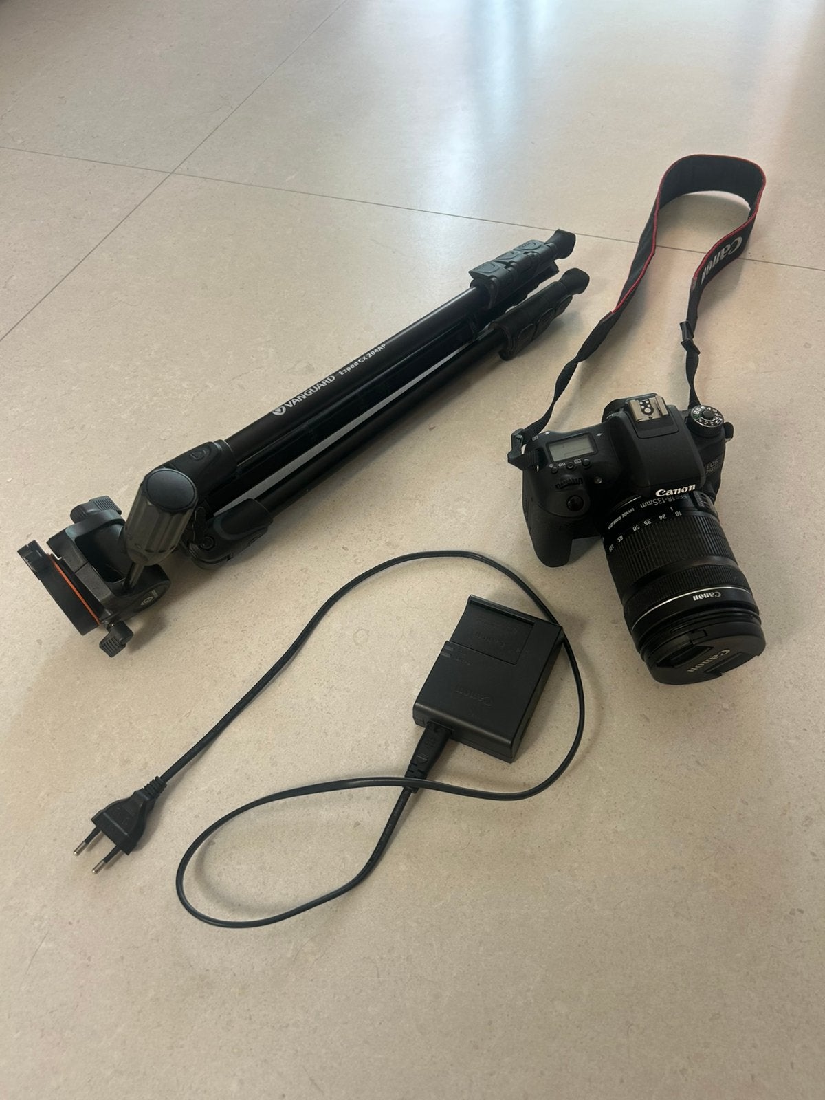 Canon 760D camera, Ophalen, Zo goed als nieuw, Oplader, Canon