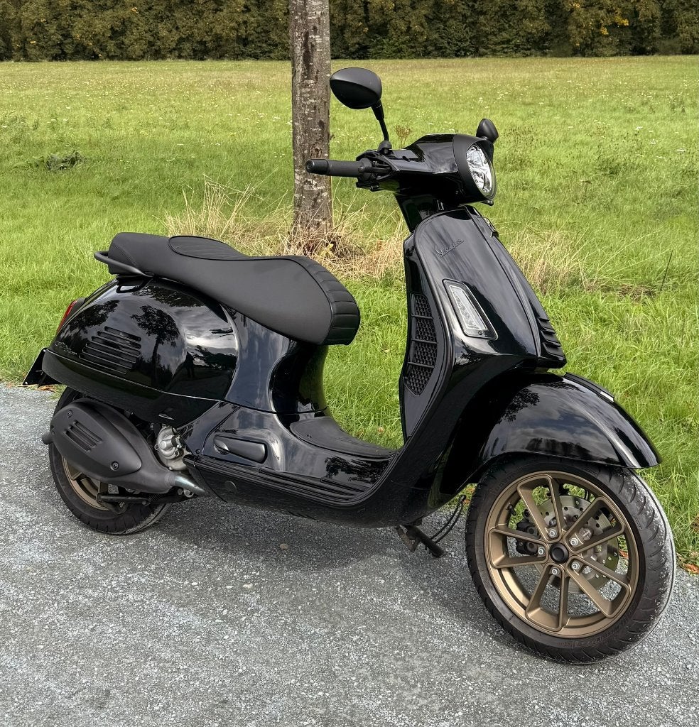 Vespa GTS 300 SuperSport, Motoren, Scooter, 300 cc, Gebruikt, Particulier
