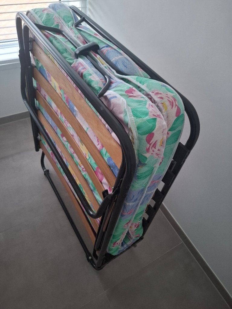 Opklapbaar bed op wielen, Ophalen, 90 cm, Eenpersoons, Zwart