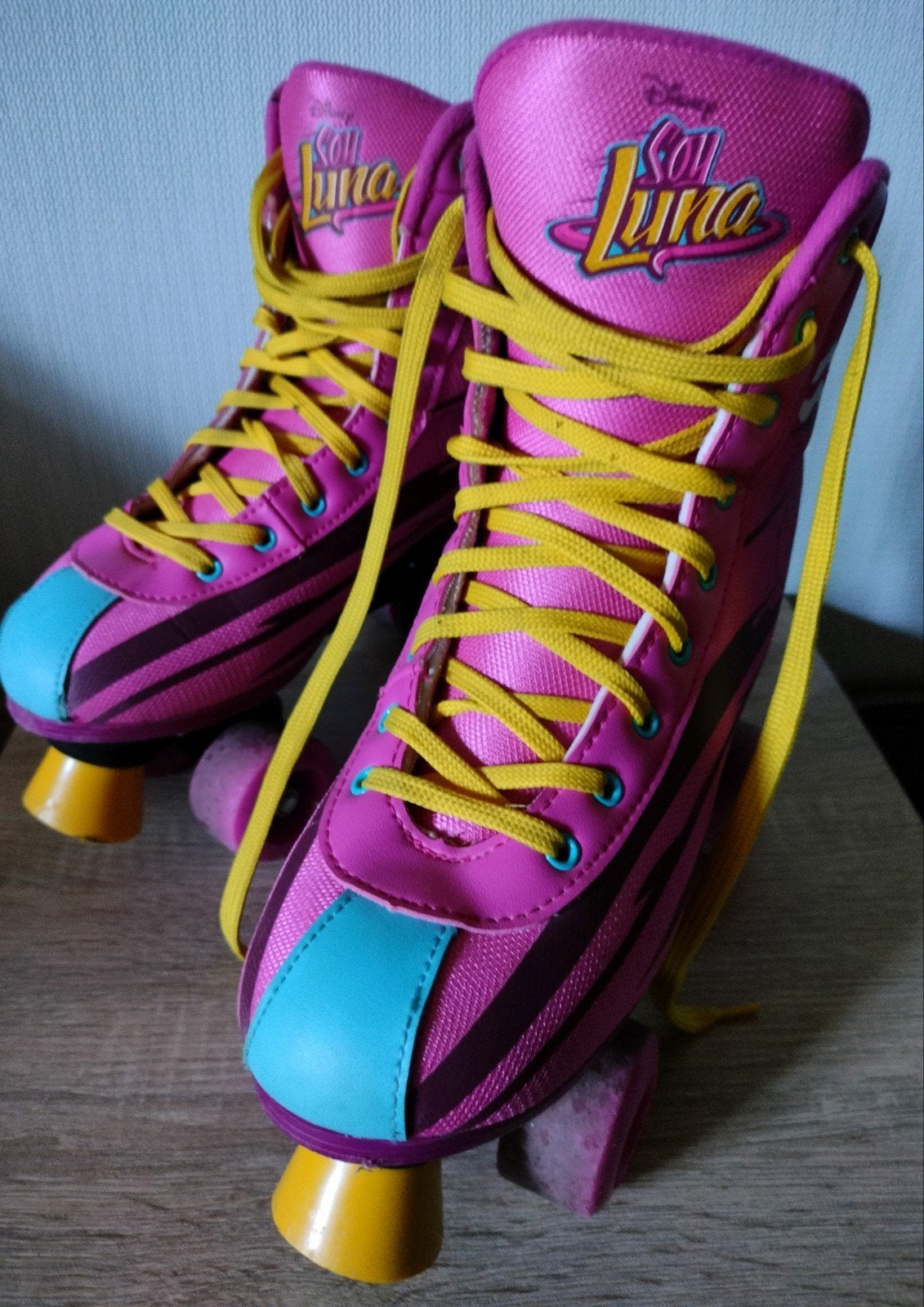 Rollerskates Soya Luna Disney 38/39, Ophalen of Verzenden