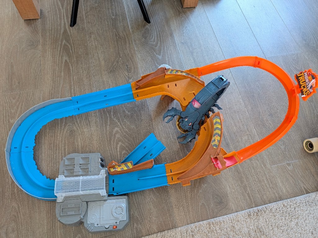 Hot wheels monster truck racebaan, Kinderen en Baby's, Ophalen, Hot Wheels, Elektrisch, Racebaan