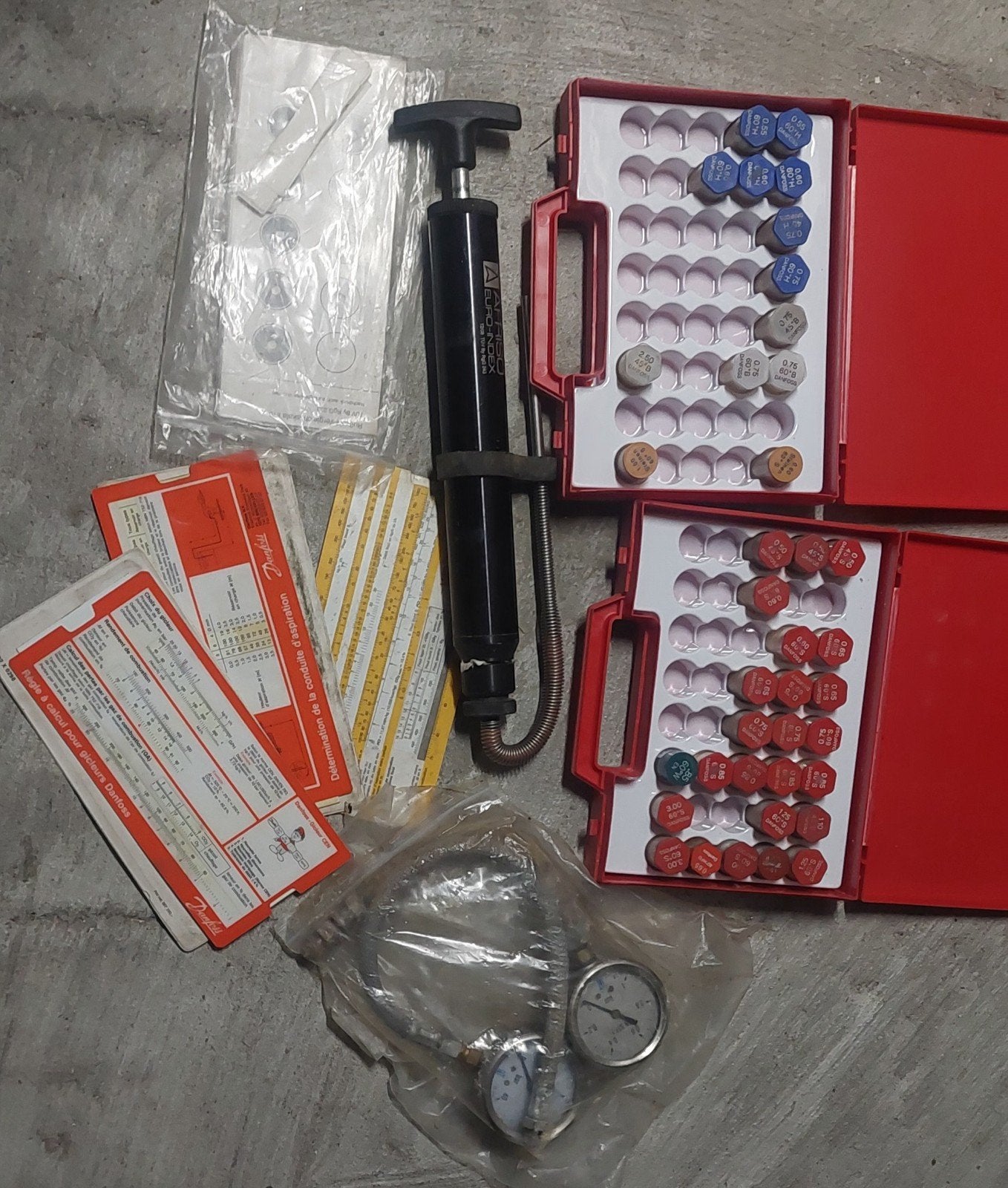 38 gicleur vacumetre teste baccara chauffagiste mazout, Bricolage & Construction, Enlèvement ou Envoi