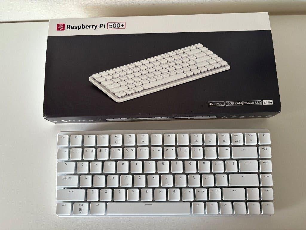 Raspberry Pi 500+ (500 plus), Ophalen, Zo goed als nieuw, 16 GB, SSD