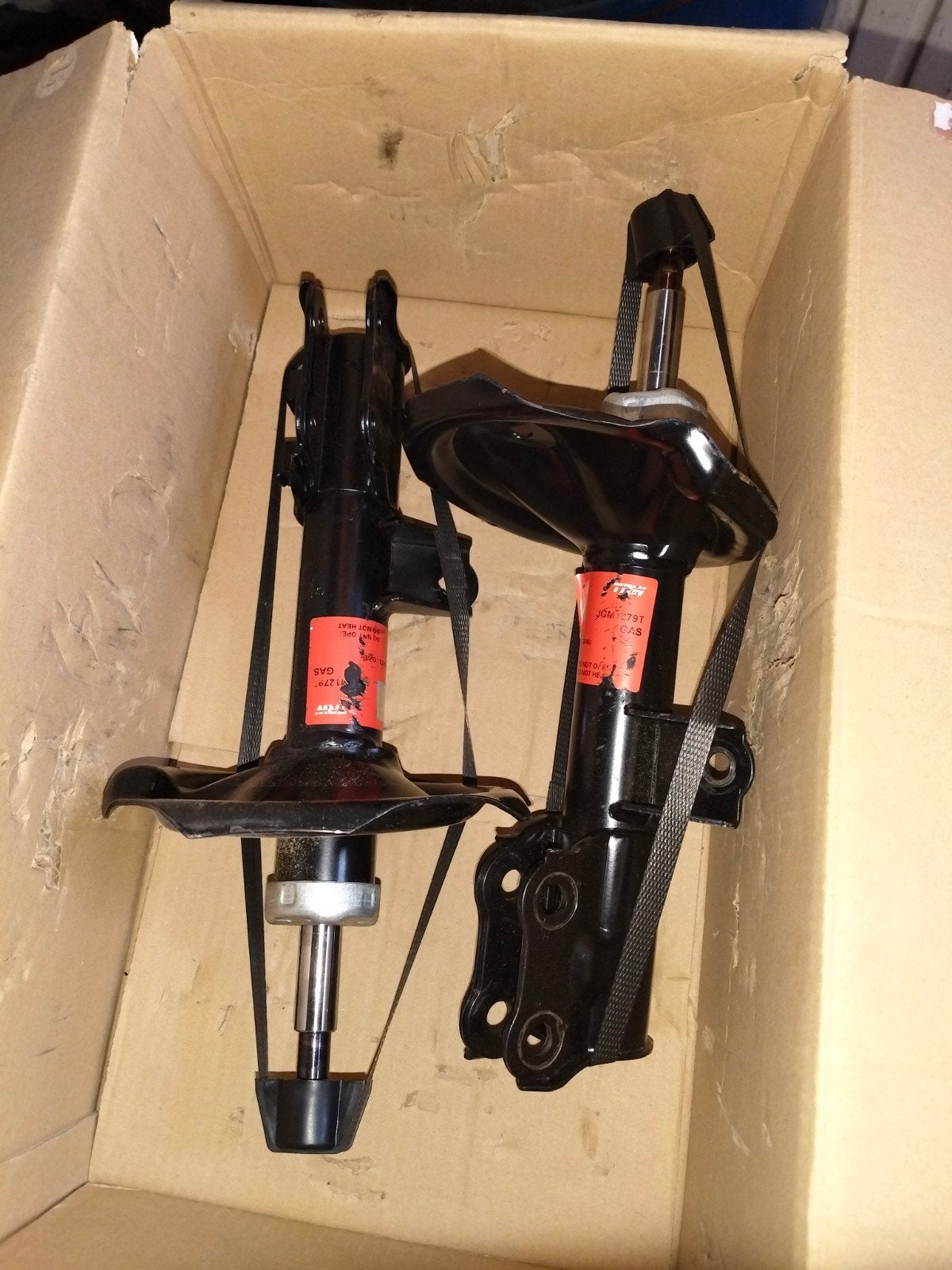 Lot de 2 amortisseurs avant TRW JGM1279T – Hyundai i30, Enlèvement ou Envoi, Neuf, Hyundai