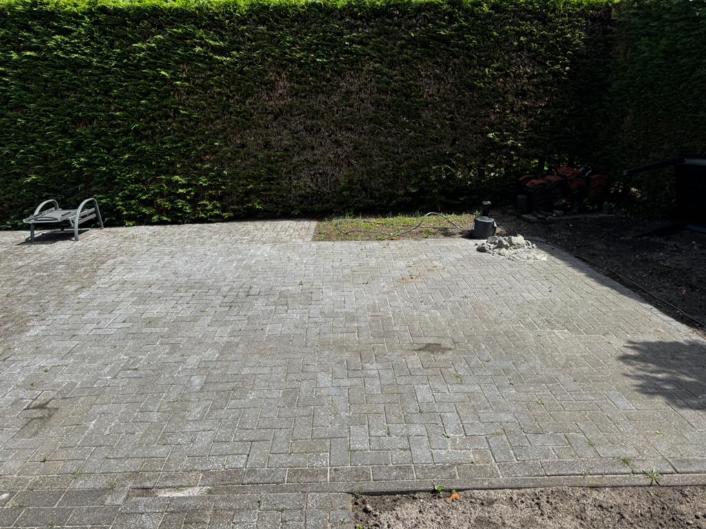Gratis af te halen – ruim 15 m² betonklinkers/terrasstenen, Ophalen, Gebruikt