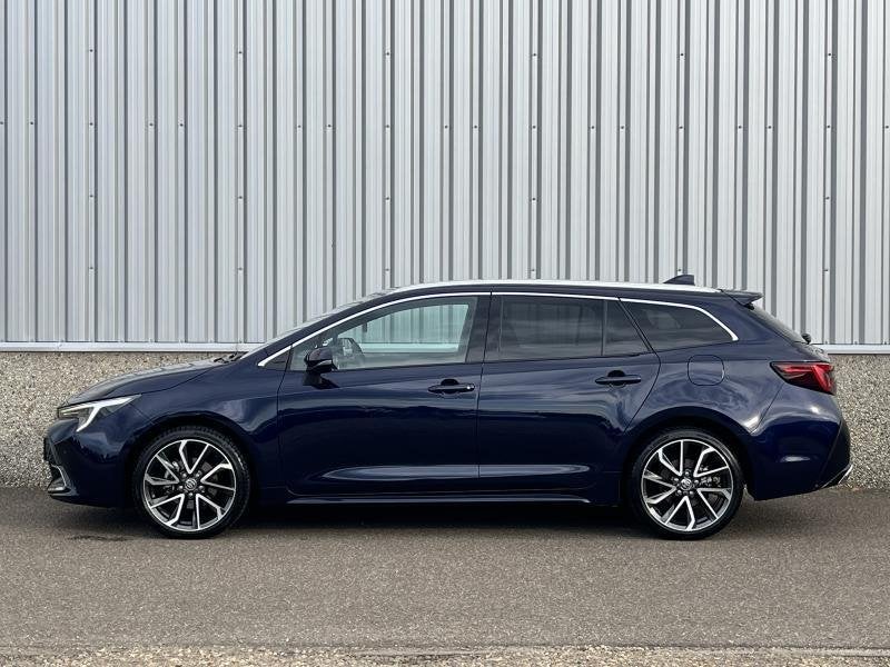 Toyota Corolla TS Premium / TREKHAAK !, Autos, Toyota, https://public.car-pass.be/vhr/daae254b-9d60-44fd-a183-0ccf54aa73e4, Achat