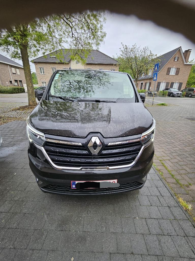 renault trafic H1 L2, Stof, 4 cilinders, Renault, Zwart