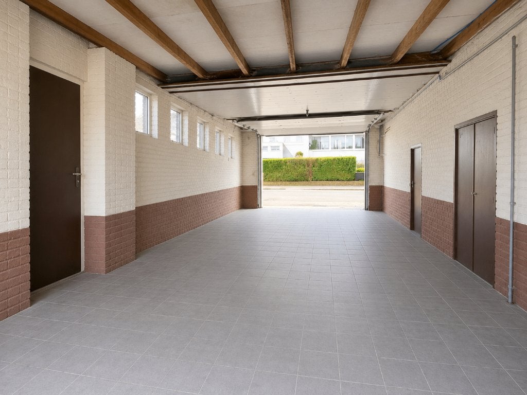 Huis met magazijn Te huur of te Koop, Immo, 200 tot 500 m², 100 m², Provincie Oost-Vlaanderen, Geraardsbergen