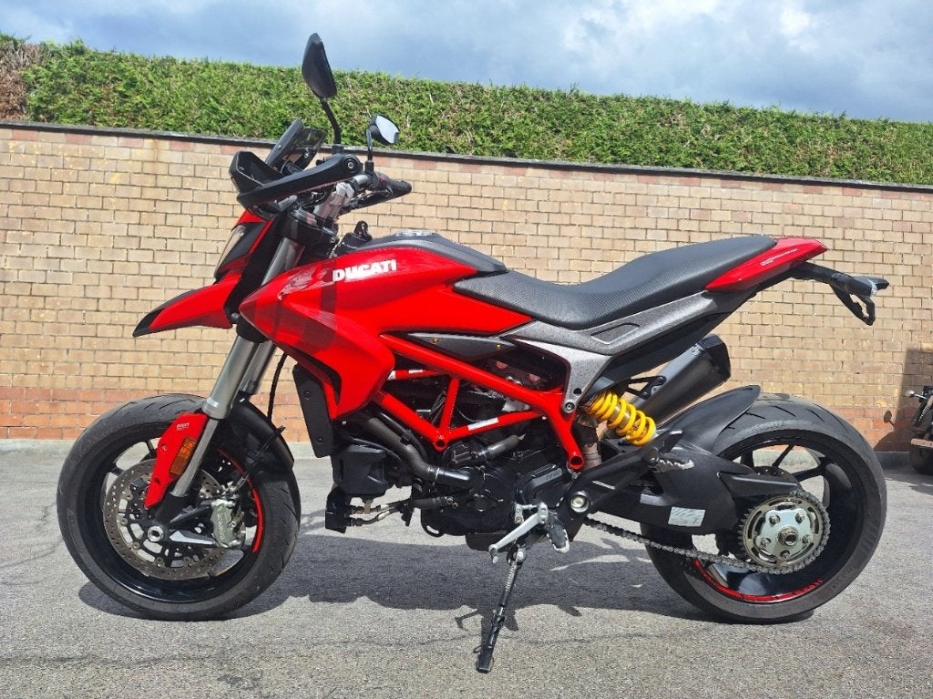 Ducati Hypermotard 939 en parfait état avec garantie, Motos, Motos | Ducati, Entreprise, SuperMoto, plus de 35 kW, 2 cylindres