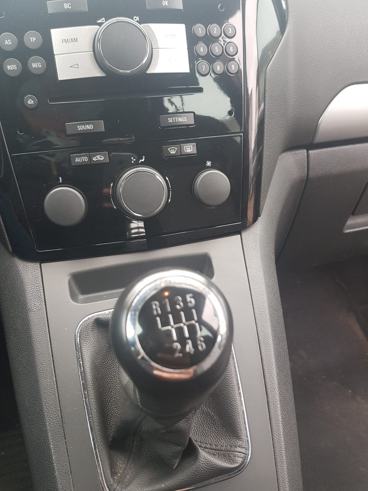 Opel zafira 1.7 diesel 7 plaatsen euro 5. 6/2012, Auto's, Voorwielaandrijving, Euro 5, Zwart, 4 cilinders