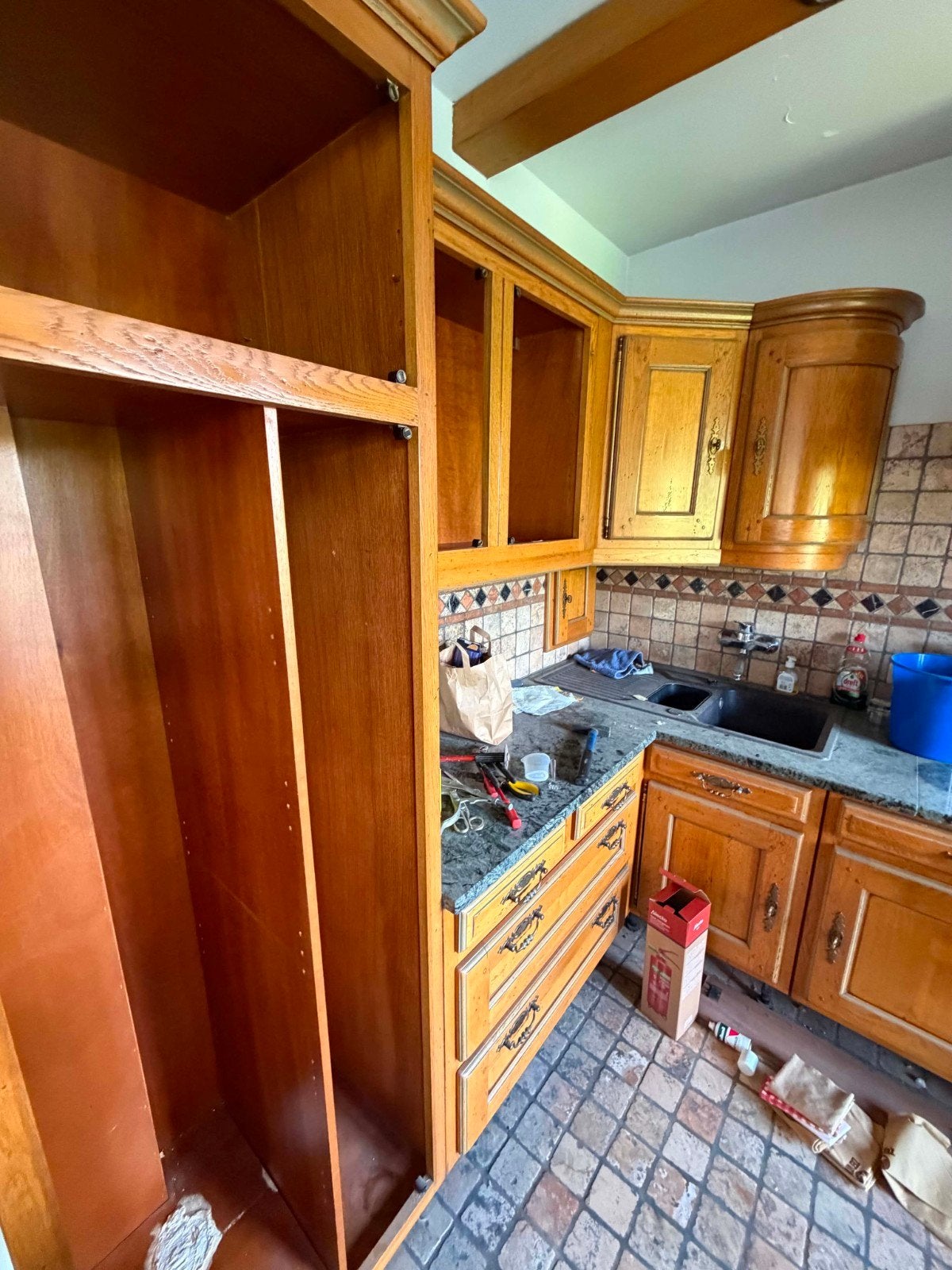 cuisine gratuite, Bois, Brun, Enlèvement, Utilisé