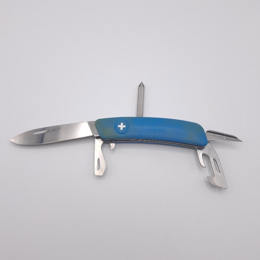 Swiza D04 Blue Zwitsers zakmes, Caravans en Kamperen, Kampeergereedschap, Zo goed als nieuw, Ophalen of Verzenden