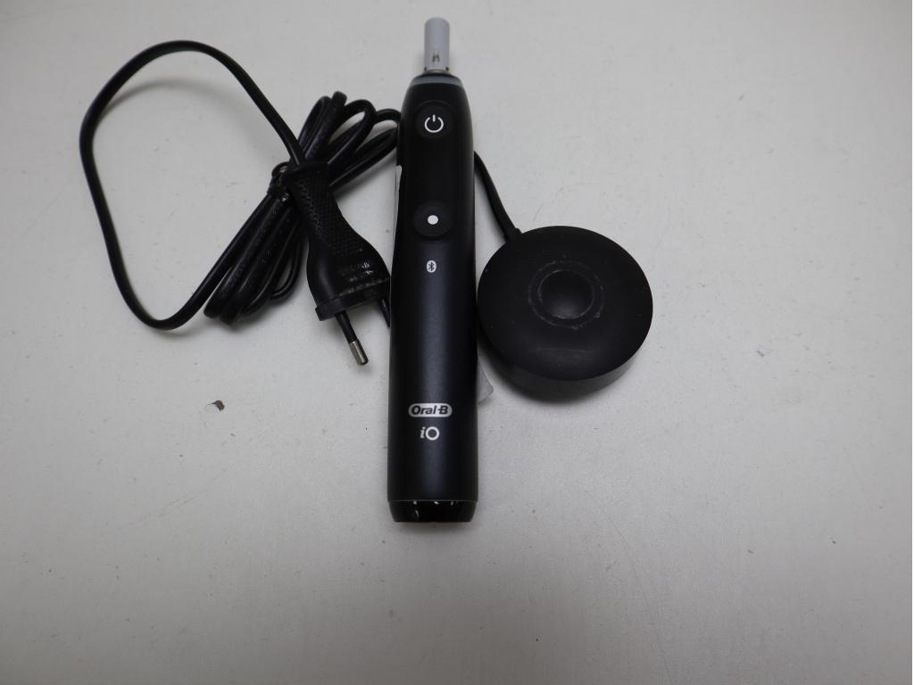 Oral-B iO 8 Zwart Elektrische Tandenborstel, Niet ingevuld, Niet ingevuld, Niet ingevuld