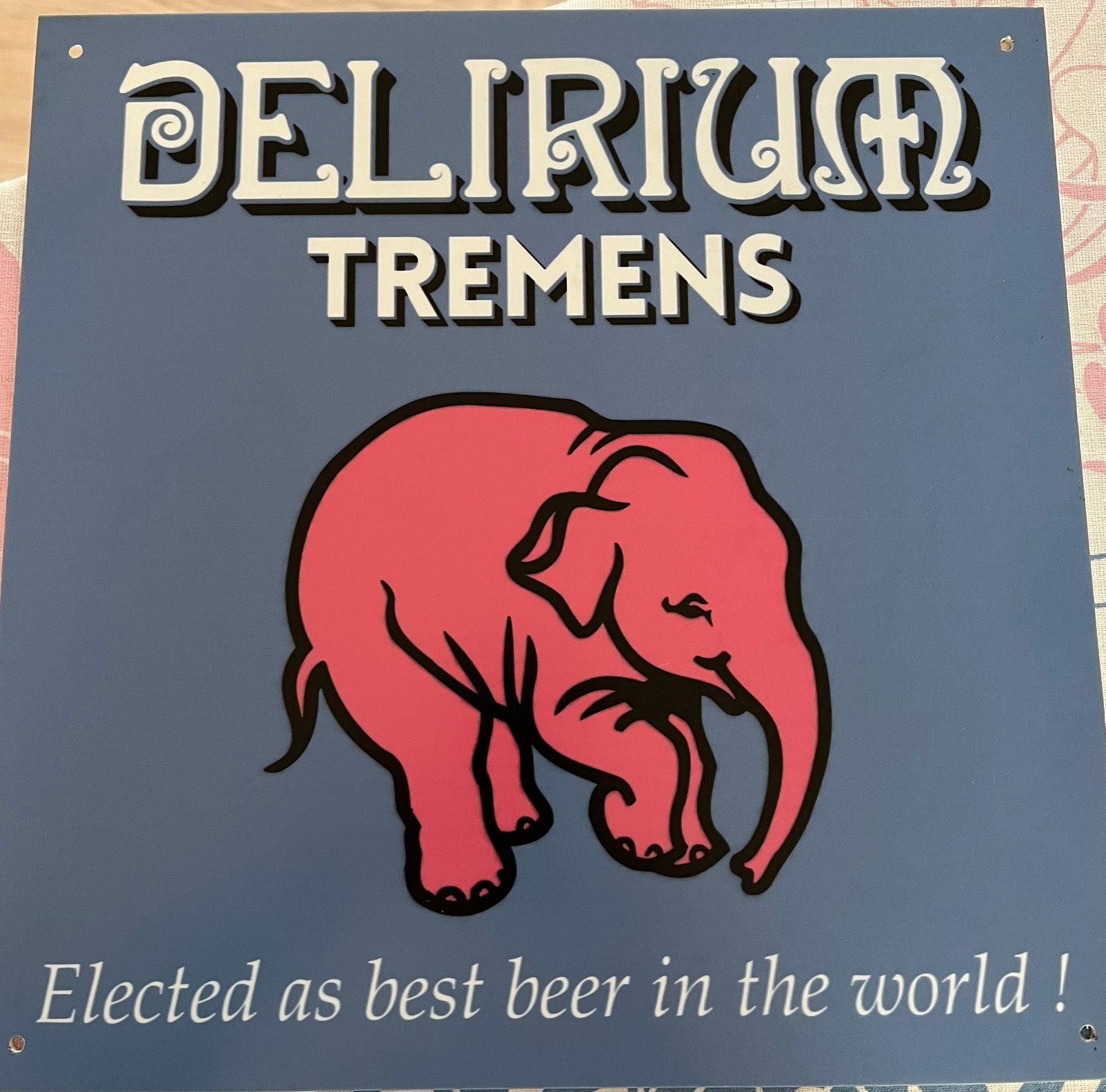 Vierkant polyester reclame bord DELERIUM, Ophalen, Zo goed als nieuw, Reclamebord, Plaat of Schild, Overige merken