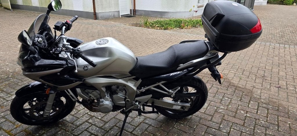 YAMAHA FAZER F6, Motos, Motos | Yamaha, 600 cm³, Tourisme, Entreprise, Occasion