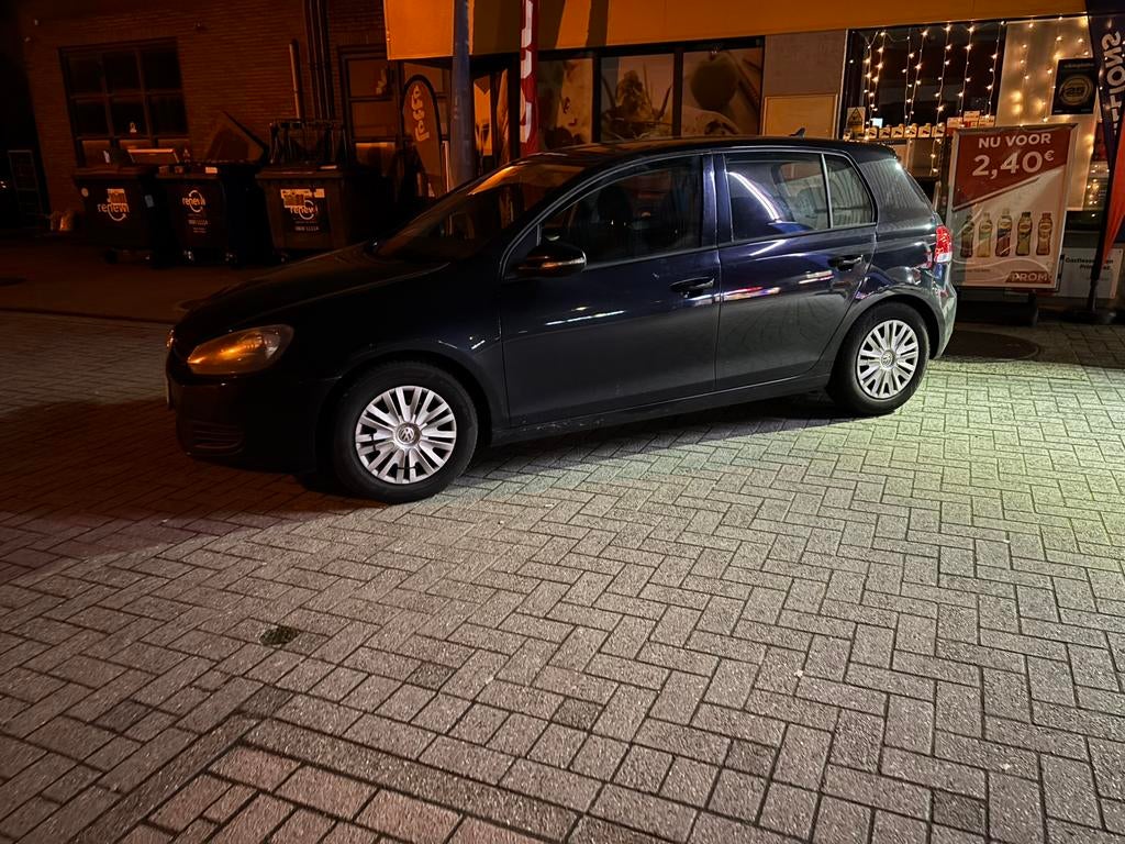 Volkswagen Golf 6 - 1.6 Diesel, Autos, Volkswagen, Particulier, Golf, Diesel, Euro 5, Berline, 5 portes, Boîte manuelle, Noir