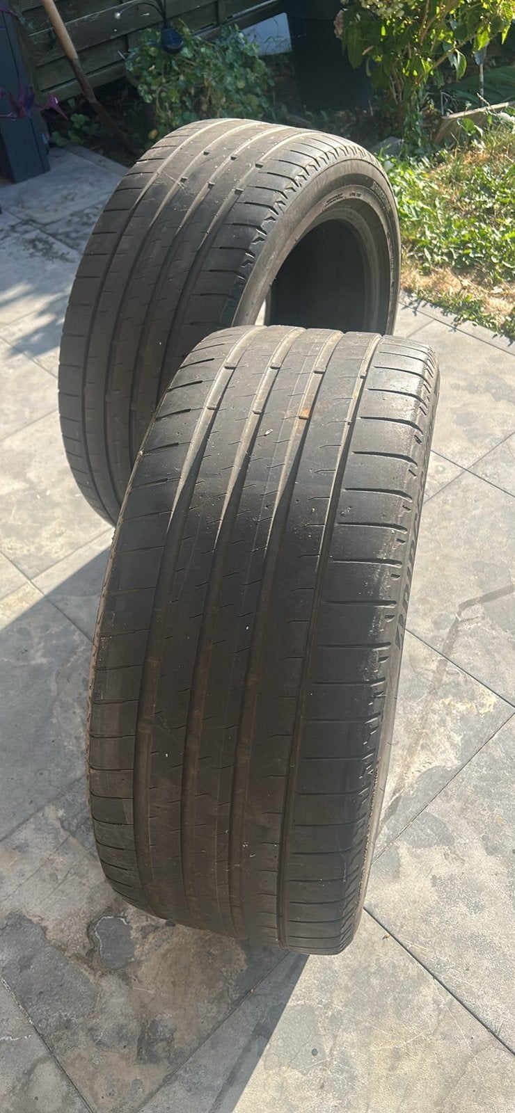 pneu Bridgestone Potenza 255/45 R19 – d’occasion comme neuf., Autos : Pièces & Accessoires, Enlèvement, Utilisé, Autres pièces automobiles