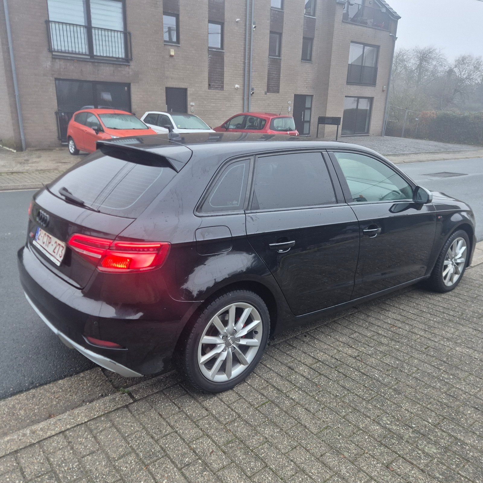AUDI A3. 2.0 TDI SLINE 2017 full option 210000 km, Autos, Cuir, Achat, Noir, 5 portes