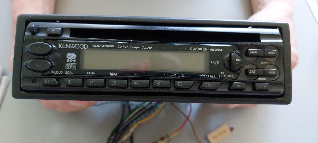 Kenwood autoradio met cd speler voor oldtimer. 4 x 45 Watt, Auto diversen, Autoradio's, Ophalen of Verzenden, Zo goed als nieuw