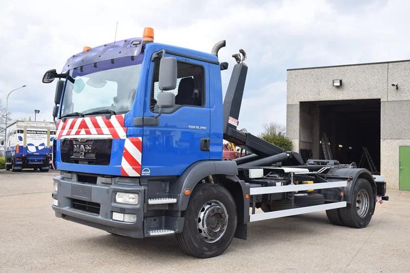 MAN TGM 18.290 (bj 2009), Auto's, Automaat, Euro 5, Achterwielaandrijving, Blauw