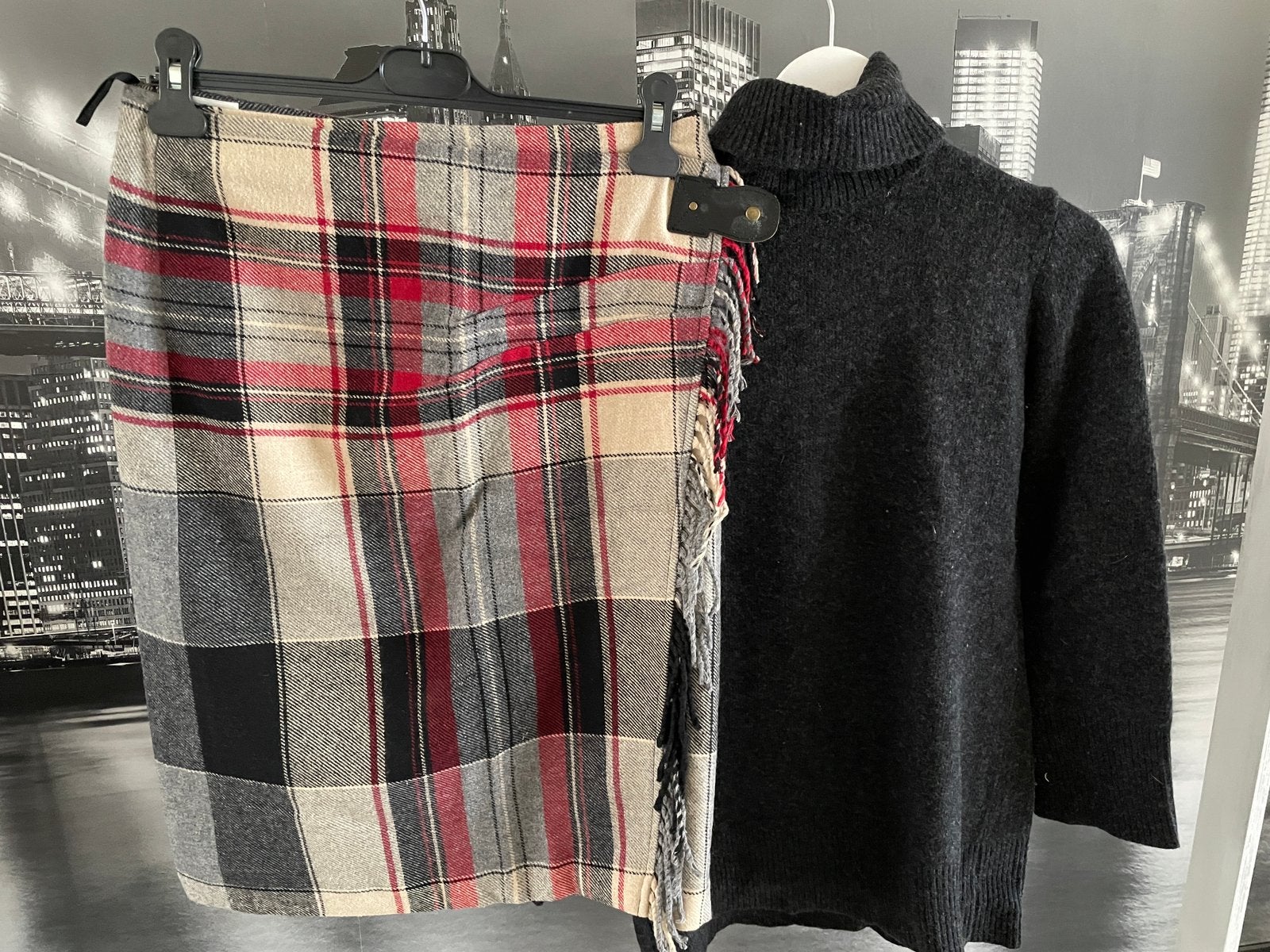 Rok in ruiten WOL 38 - Hirsch - GRATIS bijpassende pull, Vêtements | Femmes, Envoi, Comme neuf