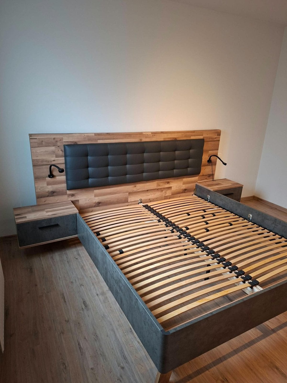 Bedset Ricciano | 180x200cm | 2 led leeslamp & USB poorten., Ophalen, Zo goed als nieuw, Tweepersoons