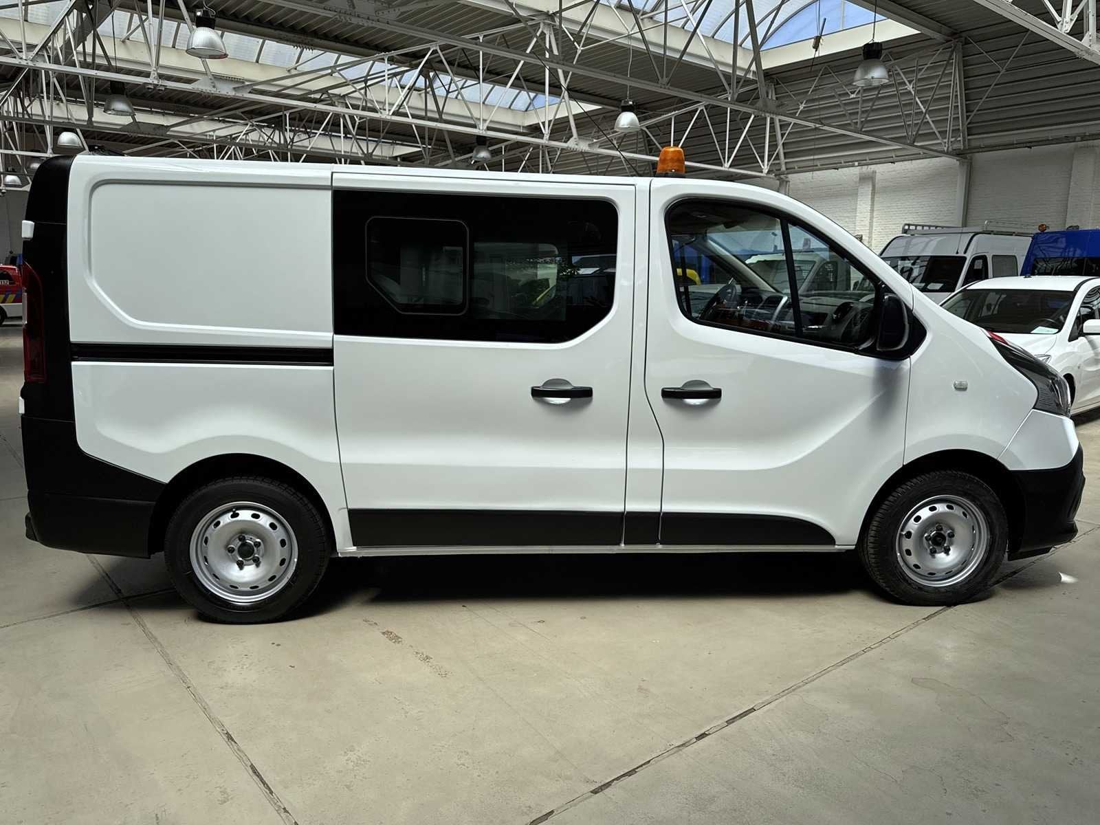 2017 Renault Trafic Dubbele Cabine 92.000km, Auto's, Gebruikt, Euro 6, Renault, Bedrijf