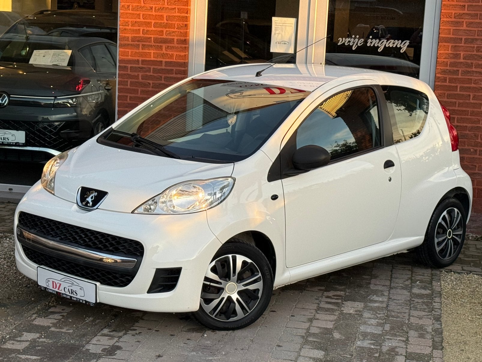 PEUGEOT 107 1.0I 68CH |APPLE CARPLAY | BLUETOOTH | RADIO |, Autos, Euro 5, Achat, 50 kW, Entreprise