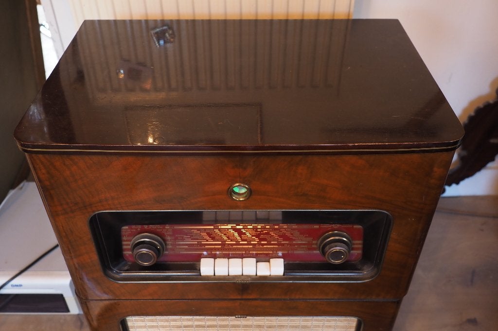 Philips antieke radio met platenspeler, Enlèvement