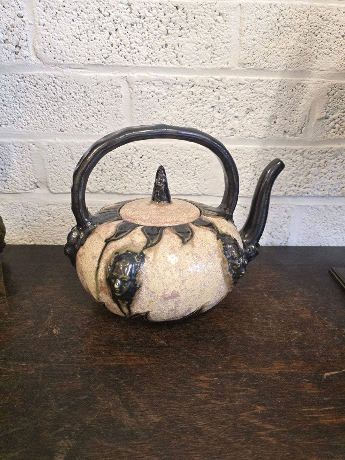 Grande cafetière guerin, Enlèvement