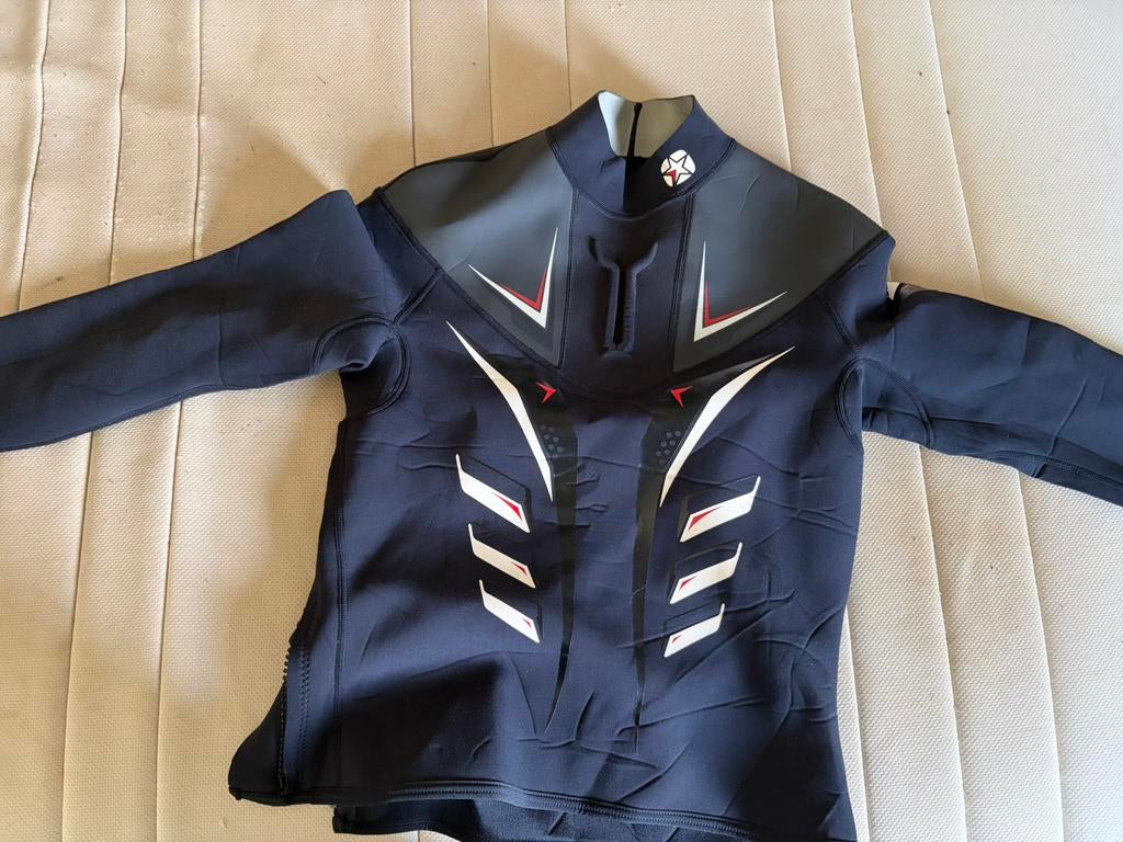 Wetsuit, Watersport en Boten, Golfsurfen, Ophalen, Zo goed als nieuw, Overige typen, Met koord