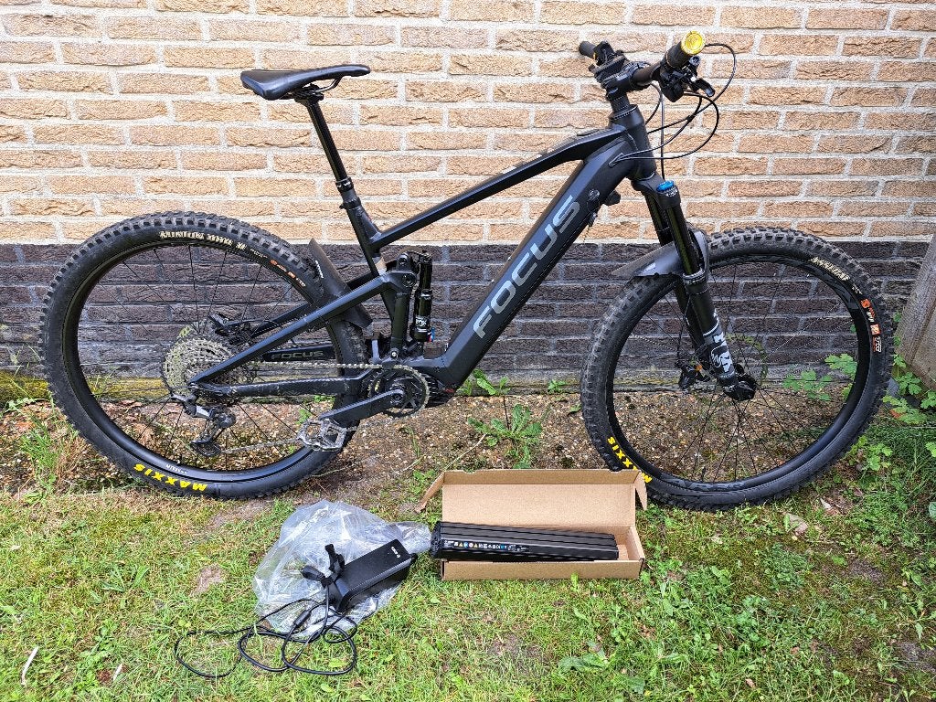 Focus "Jam2 6.8" ((E-MTB-Fully)+extra nieuwe batterij), Gebruikt, Vering, 10 tot 15 versnellingen, 49 tot 53 cm