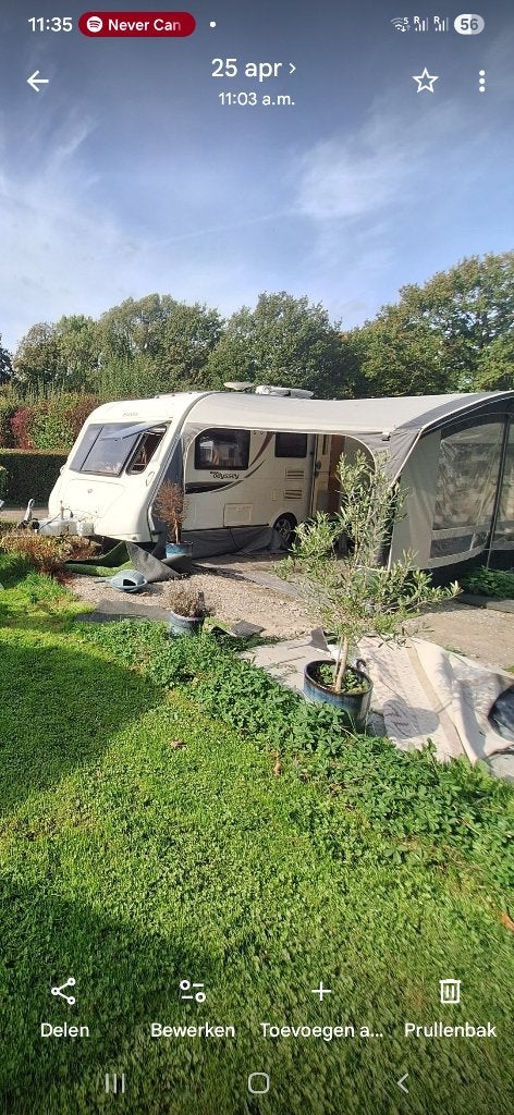 Caravan elddis odyssey 524, Caravans en Kamperen, Caravans, Particulier, tot en met 4, 1250 - 1500 kg, Treinzit, Elddis, Dwarsbed