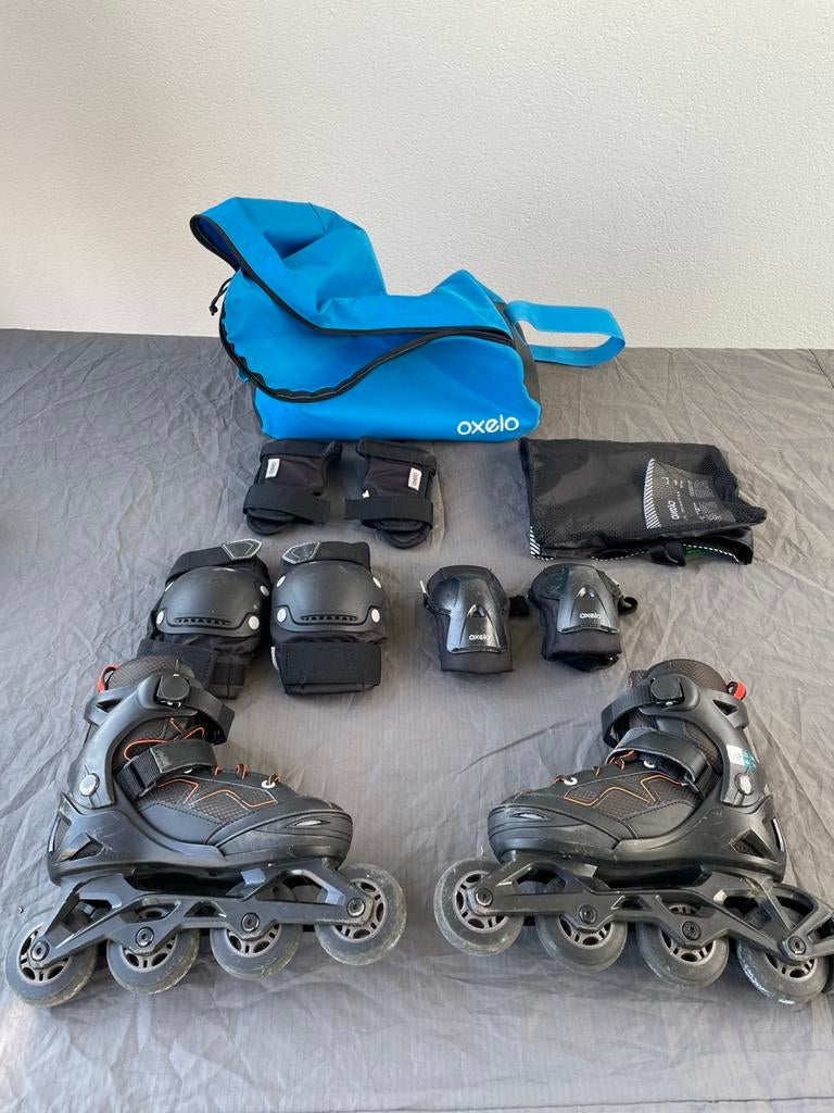 Skates Oxelo maat 32-35 zwart, incl bescherming, Sport en Fitness, Kinderen, Inline skates 4 wielen, Ophalen, Overige merken