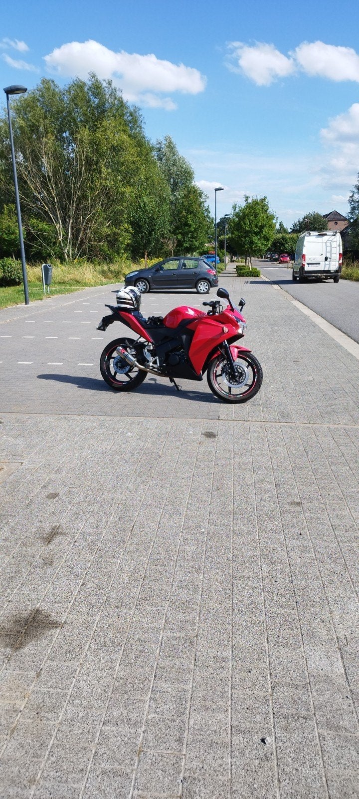 Honda cbr 125 État impeccable, Particulier, 125 cm³