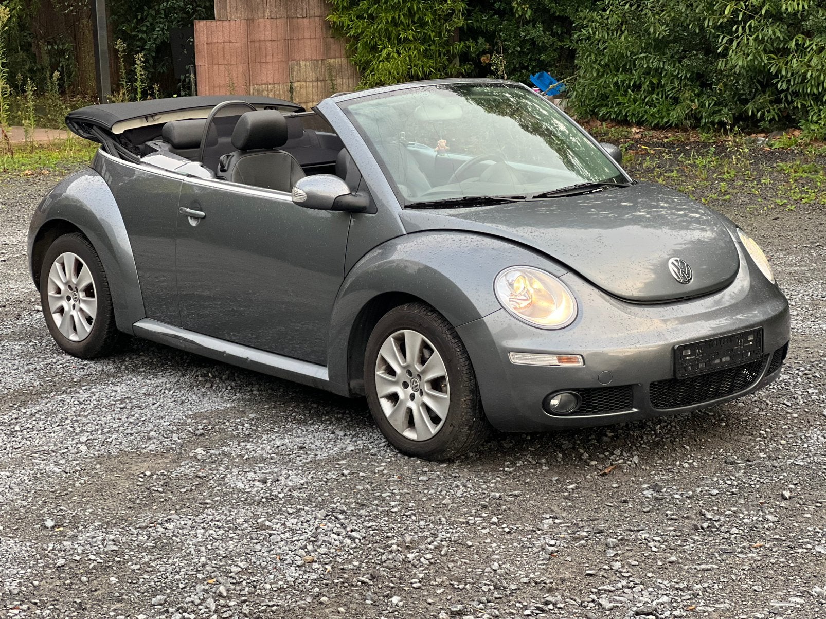 VOLKSWAGEN NEW BEETLE / CABRIO! /AUTOMAAT! / 28.000KM!!!, Auto's, Cabriolet, Leder, Particulier, Euro 4
